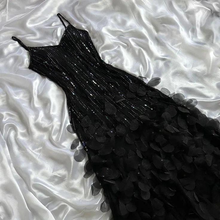 Exclusive Women's Fashion Collection Black shiny elegant spaghetti strap sequined long ball gown prom dress evening dress party dress gh3142