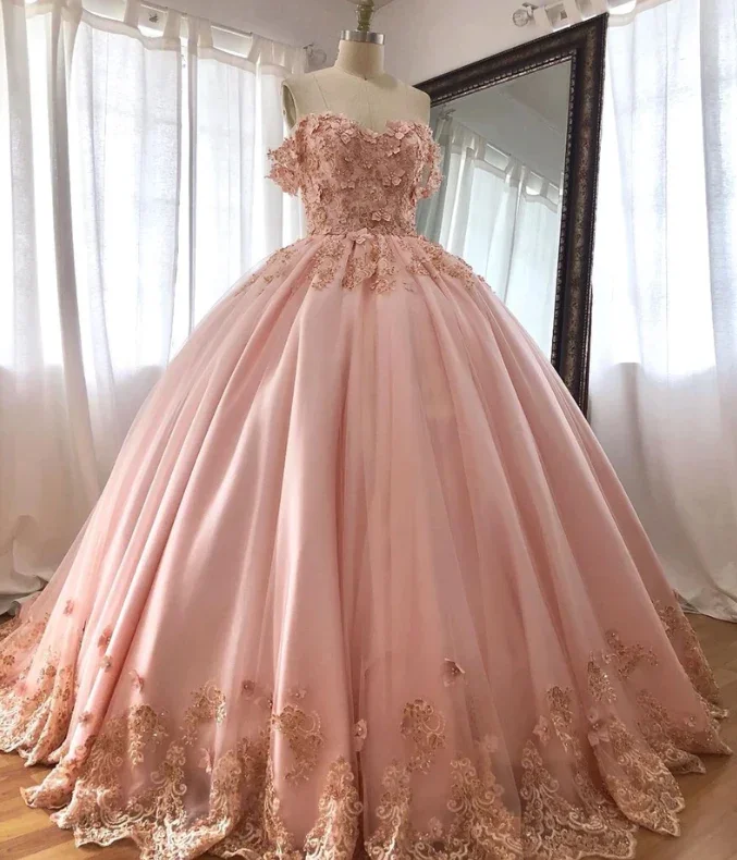 Women's Sports Apparel Pink Embroidered Lace Quinceanera Dresses Ball Gowns  gh2130