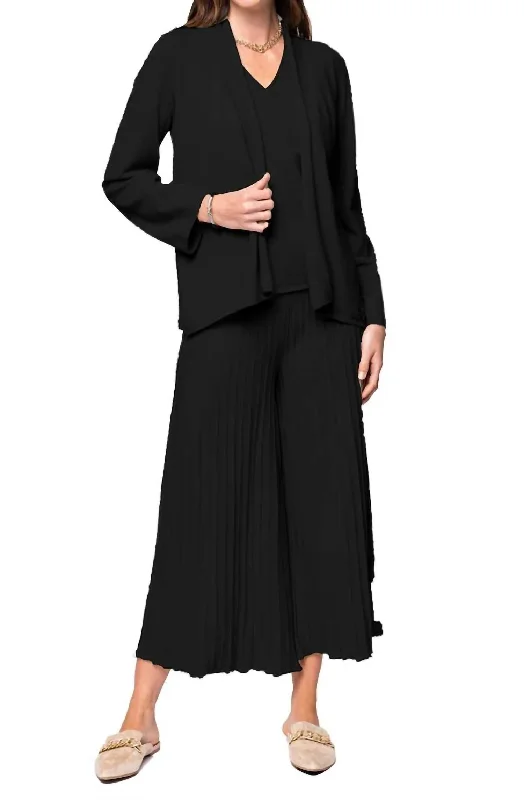 Women's Chic Outerwear Attire Amy Cardigan In Black