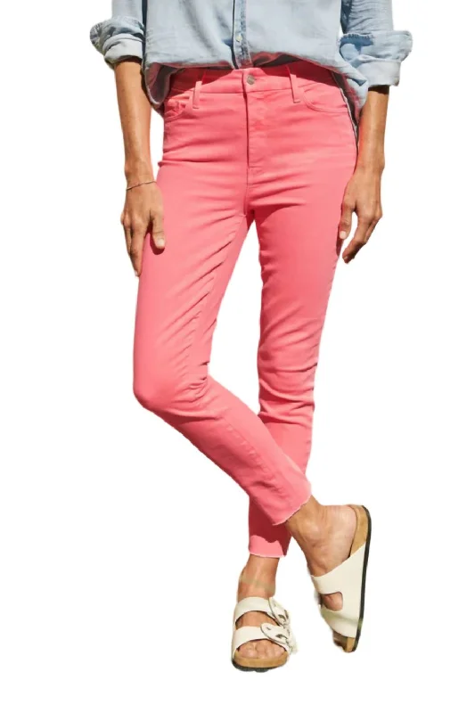 Charming Women's Outfit For Special Occasions Sligo Skinny Jean In Neon Pink