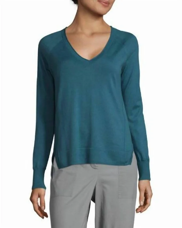 Women's Clothing Outfit Set Pomona V-Neck Cotton Knit Relaxed Fit Sweater In Blue