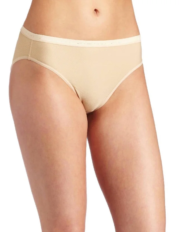 Stylish Outerwear Clothes For Women Give-N-Go Bikini Brief In Nude