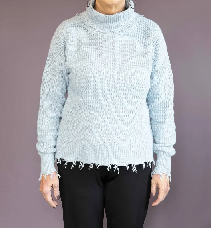 Contemporary Women's Clothing Shaker Turtle Sweater In Frost