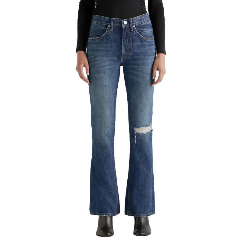 Women's Weekend Outfit Averi Flared Jean In Pretender