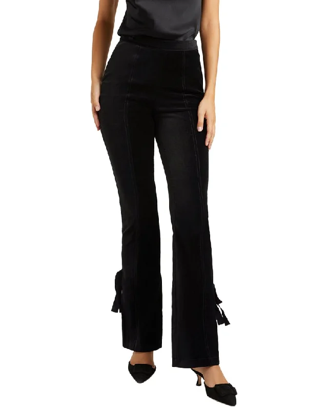 Plus Size Women Wear Cinq à Sept Velvet Long Lou Pant