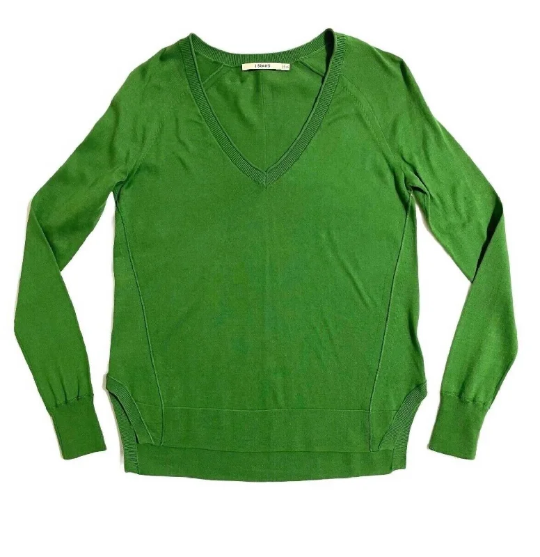 Women's Trendy Outfit Women's V-Neck Cotton Side Slits Relaxed Sweater In Green